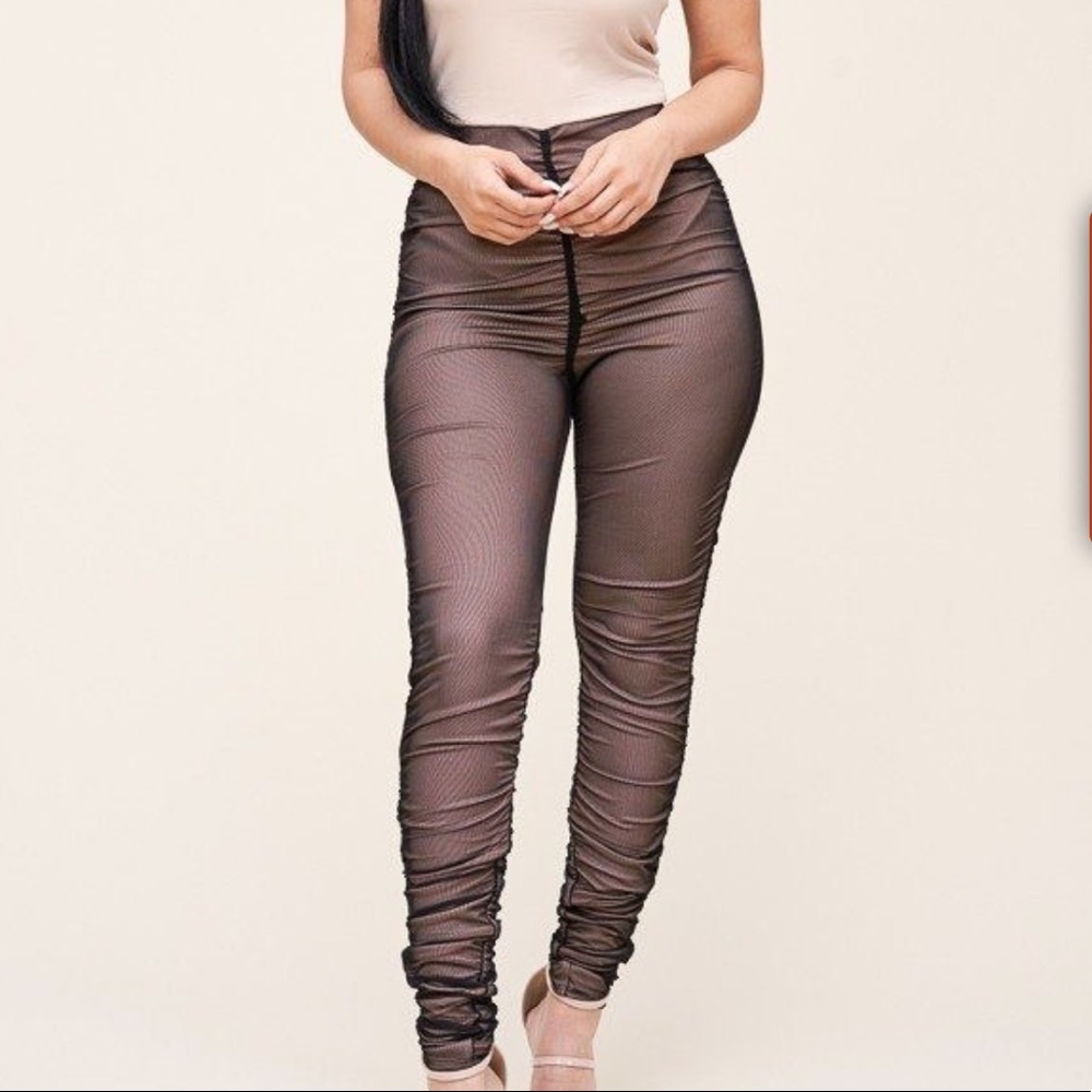 Solid sleeveless ruched jumpsuit